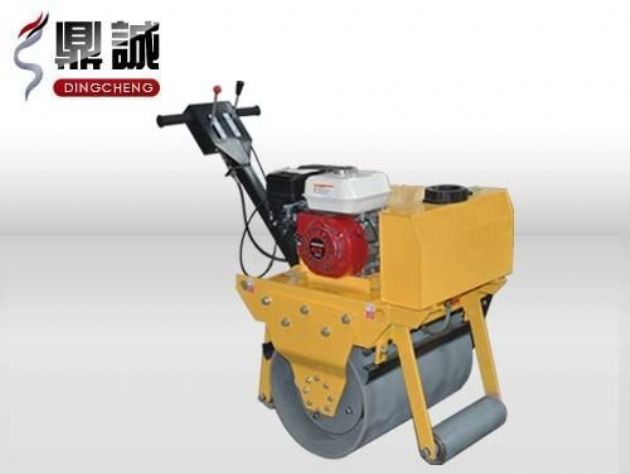 點(diǎn)擊查看詳細(xì)信息<br>標(biāo)題：輕型手扶式單鋼輪壓路機(jī) 閱讀次數(shù)：13758