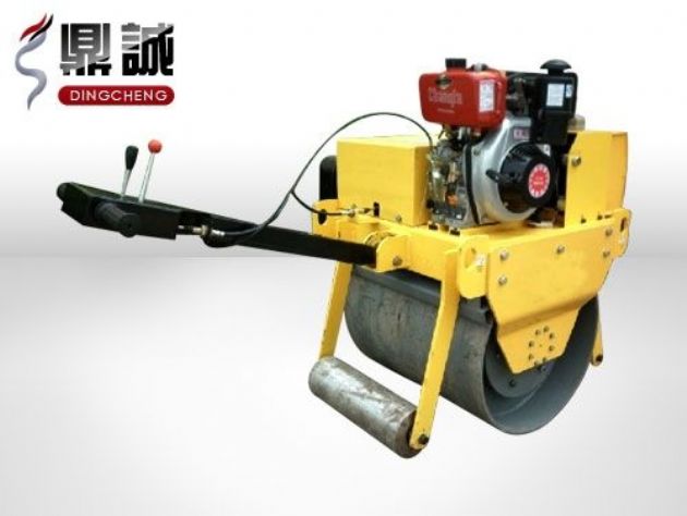 點(diǎn)擊查看詳細(xì)信息<br>標(biāo)題：重型手扶式單鋼輪壓路機(jī) 閱讀次數(shù)：14409
